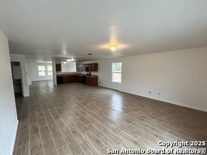 Foto del edificio - 210 Butternut Blvd