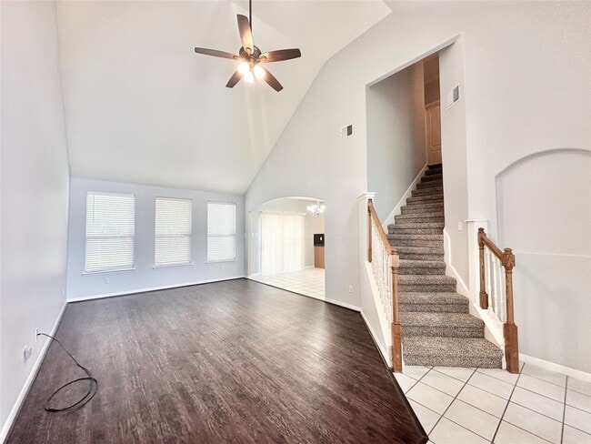 Foto del edificio - 12310 Warrenwood Dr