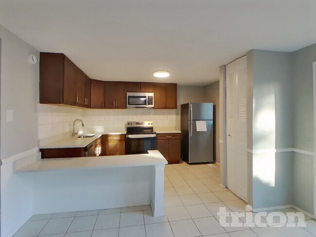 Foto del edificio - 12345 Bonfire Dr