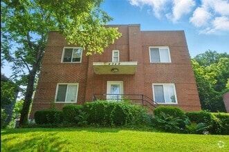Building Photo - 4348 Kirby Ave