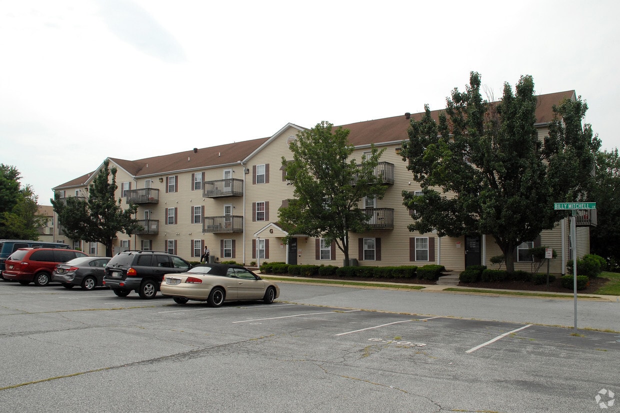 Generals Green Apartments in Dover, DE
