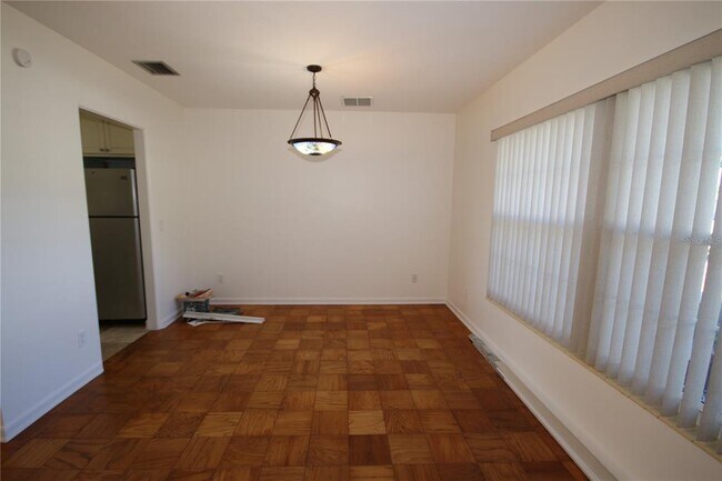 Building Photo - 1429 Seabreeze St