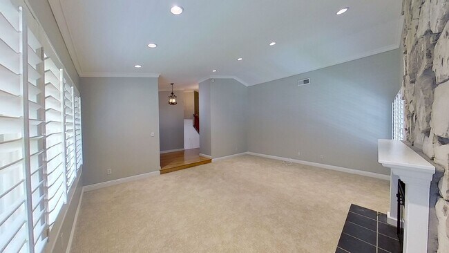 Foto del edificio - 11350 Maple St