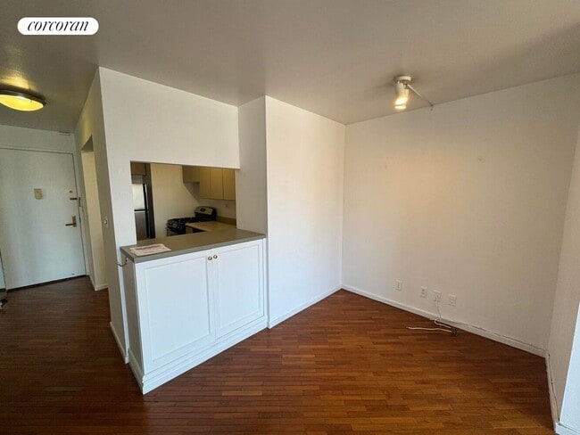 Foto del edificio - 400 E 70th St