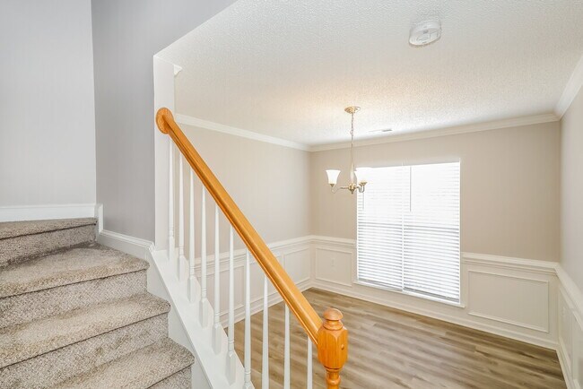 Foto del edificio - 4529 Capstone Dr