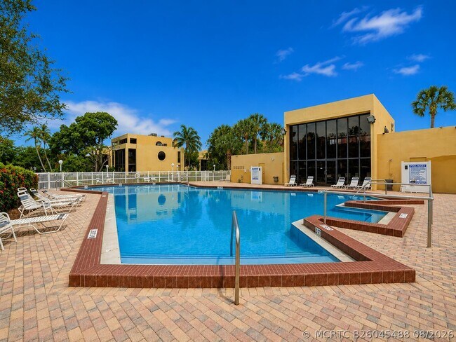 Foto del edificio - 2910 SW 87th Terrace