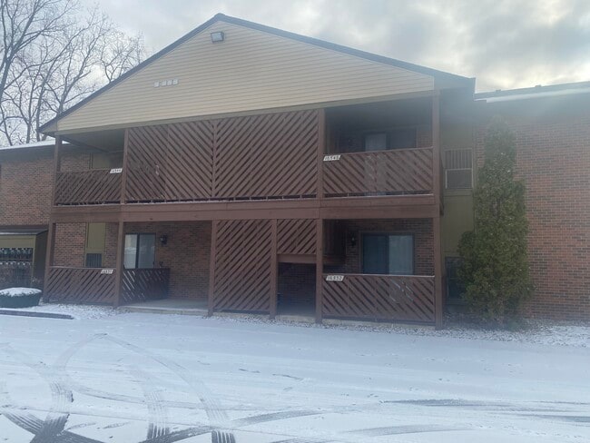 Building Photo - 16546 Clarkson Dr