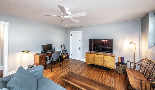 Living Room view to Entry Door - 4701 Grand Ave S