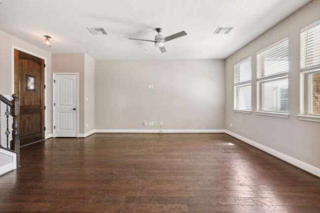 Building Photo - 7311 Sunset Heights Cir