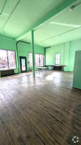 708 W 26th St