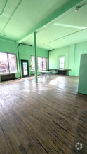 Building Photo - 708 W 26th St
