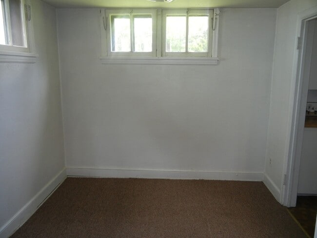 Building Photo - HOD620