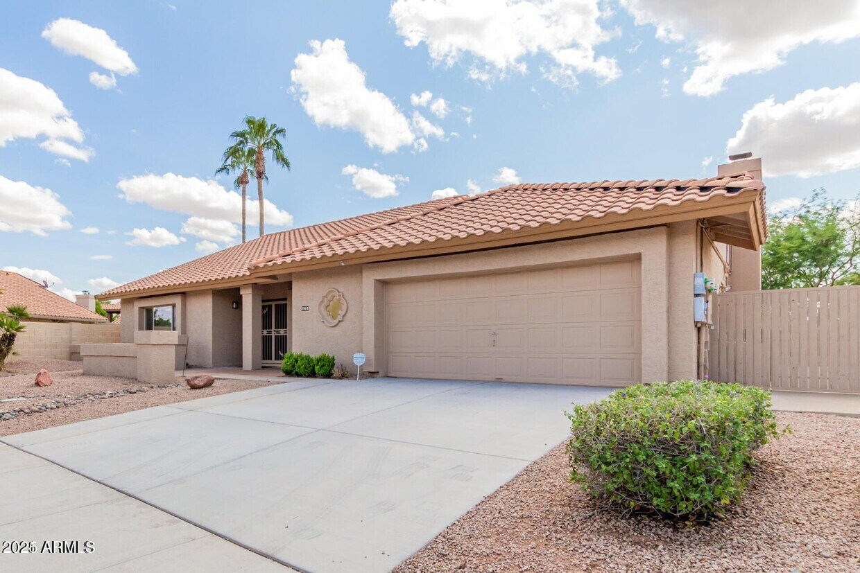 Foto del edificio - 2563 N Tamarisk St
