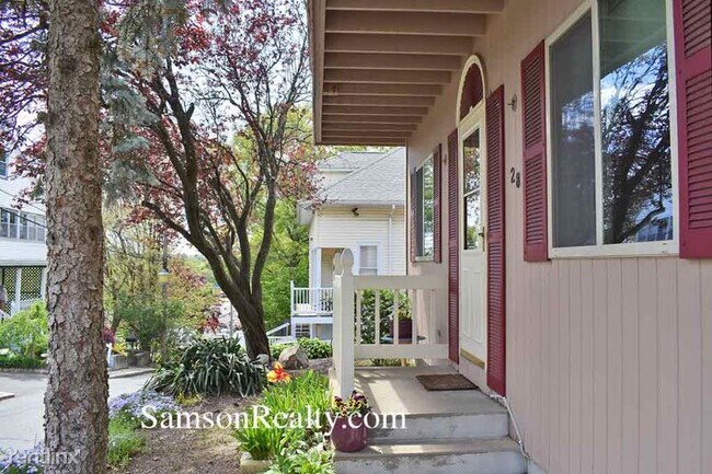 Foto del edificio - 1 br, 1 bath Condo - 28 Spokane St 1 Unit 1