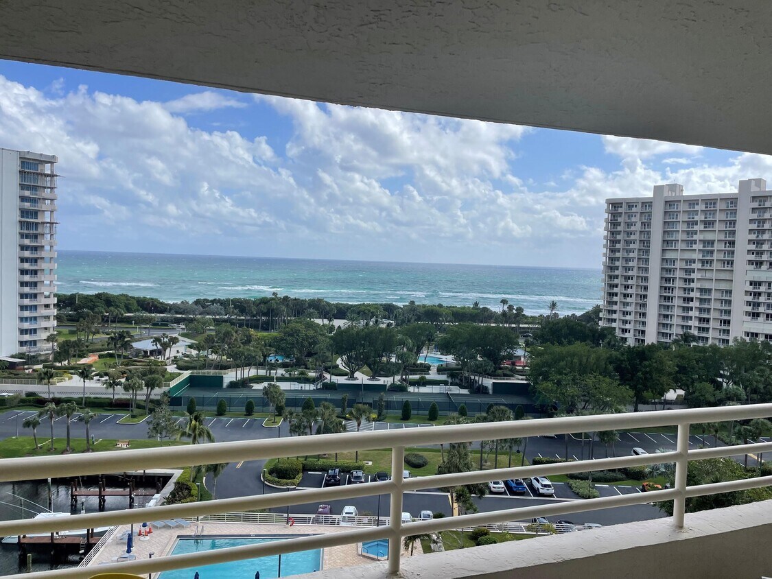 Primary Photo - 4101 N Ocean Blvd