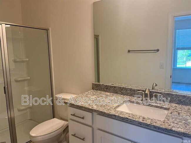 Foto del edificio - 7011 Gentle Pine Pl