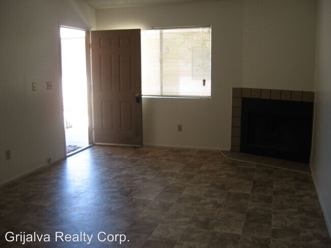 Foto del edificio - 2620 E Alturas St