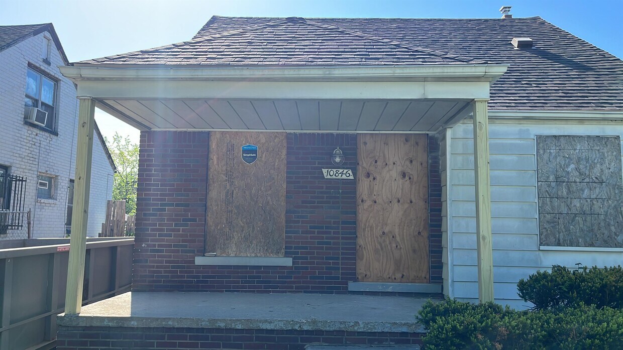 Primary Photo - 10846 Somerset Ave