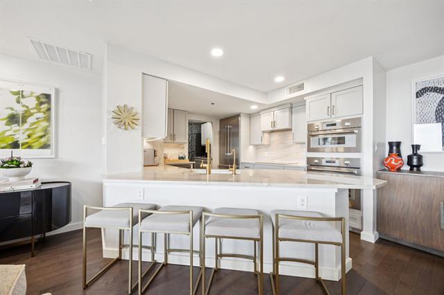 Foto del edificio - 5909 Luther Ln