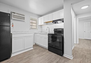 Interior Photo - East Beach Apartments