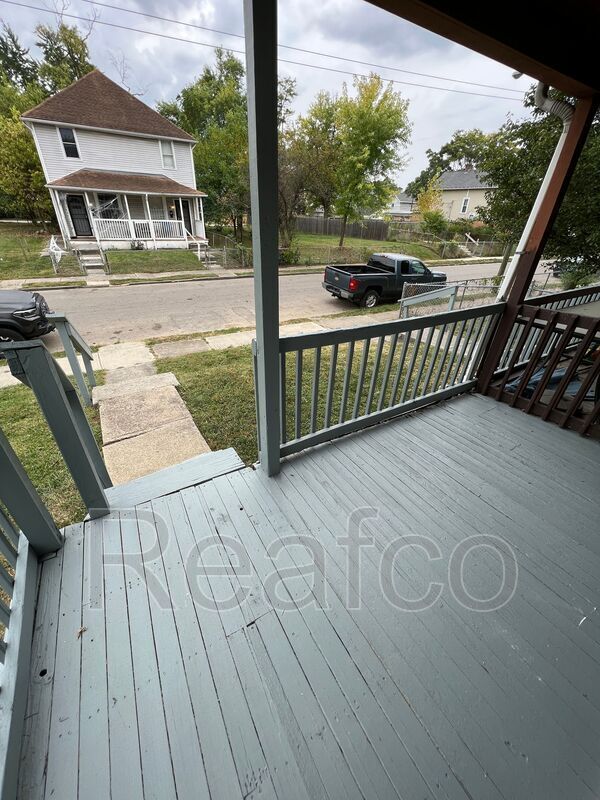 Building Photo - 492 E Morrill Ave