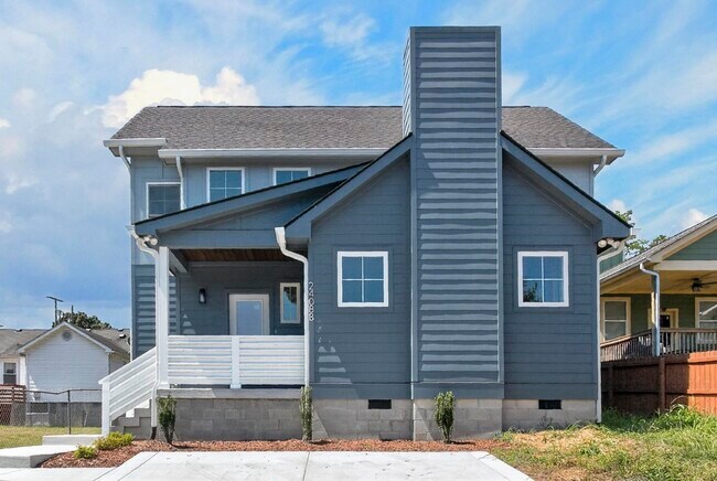 Foto del edificio - 2408B 14th Avenue N