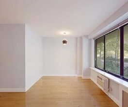 Building Photo - 372 Central Prk W