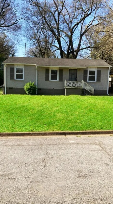 Primary Photo - 3 Bed and 1 Bath in Atlanta!