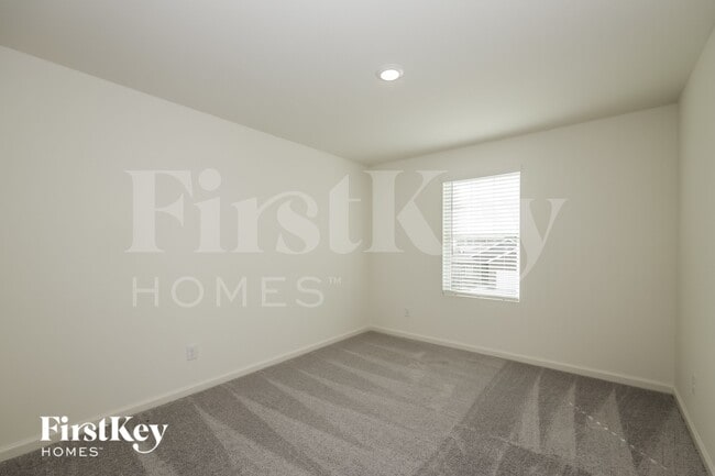 Building Photo - 1822 Sandlin Dr
