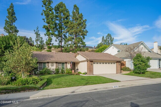 Building Photo - 1805 Sweet Briar Pl