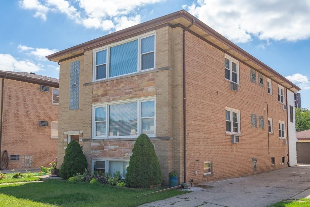 8503 W Berwyn Ave Unit 2, Chicago, IL 60656 Room for Rent in Chicago