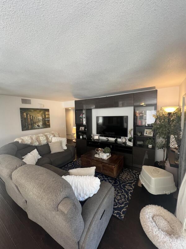 Primary Photo - 12552 Fieldstone Ln