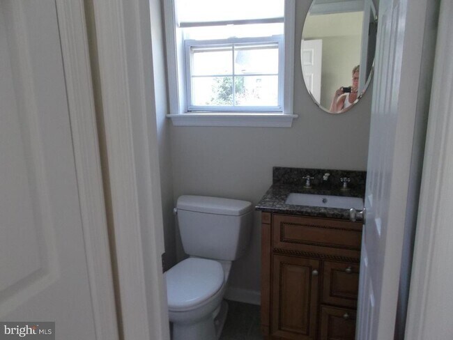 Foto del edificio - 4577 French Dr