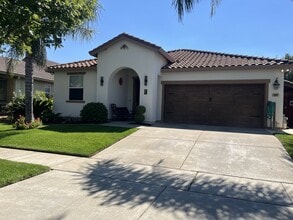 Building Photo - 1842 Boardwalk Dr