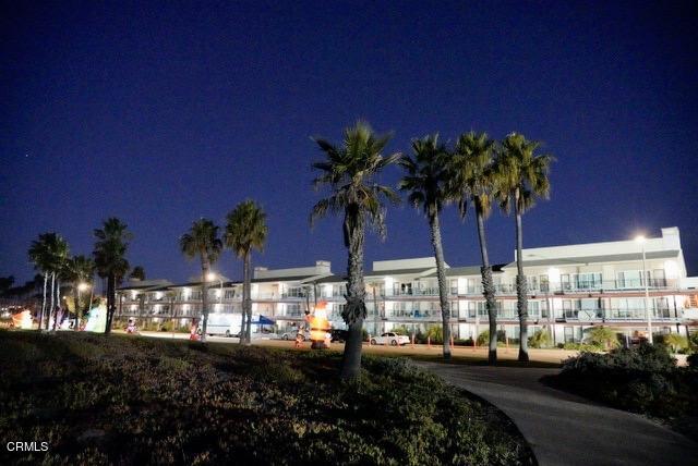 Foto del edificio - 657 Ocean View Dr