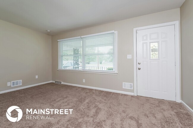 Foto del edificio - 4325 Bayberry Dr
