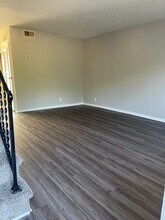 Building Photo - 1063 Harold Dr