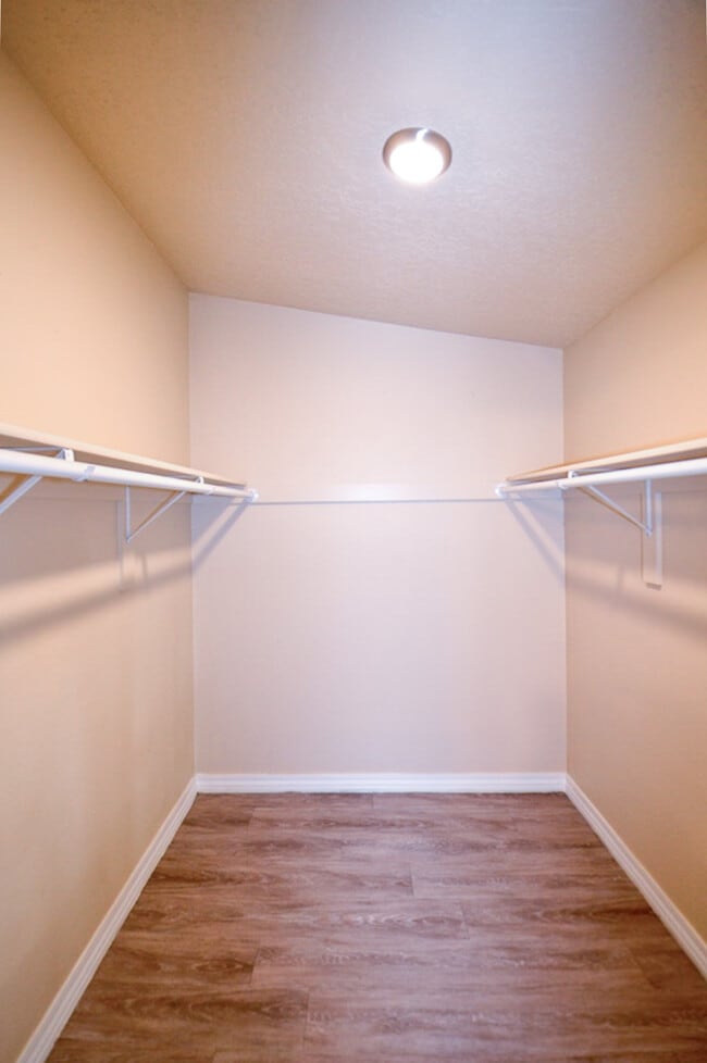 Building Photo - 1335 Ortiz Dr SE