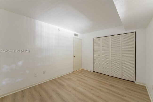 Foto del edificio - 7420 SW 59th Ave