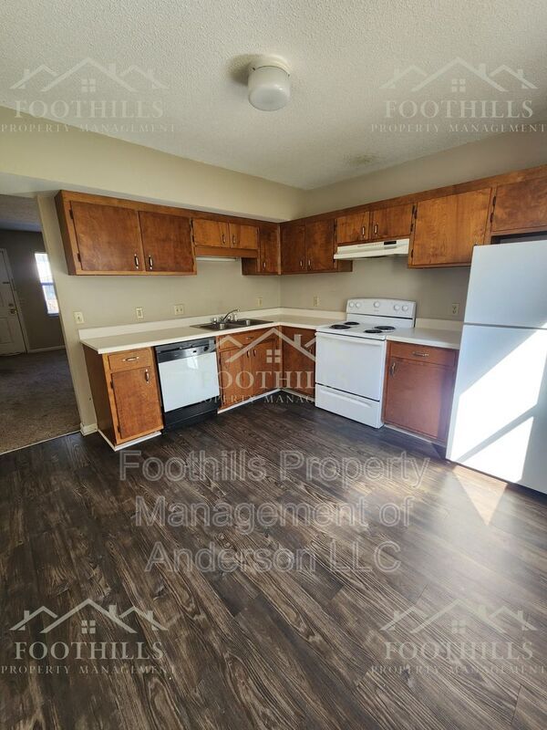 Foto del edificio - 108 Woodland Dr