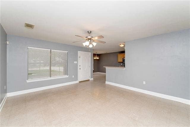 Building Photo - 147 Gitz Ln