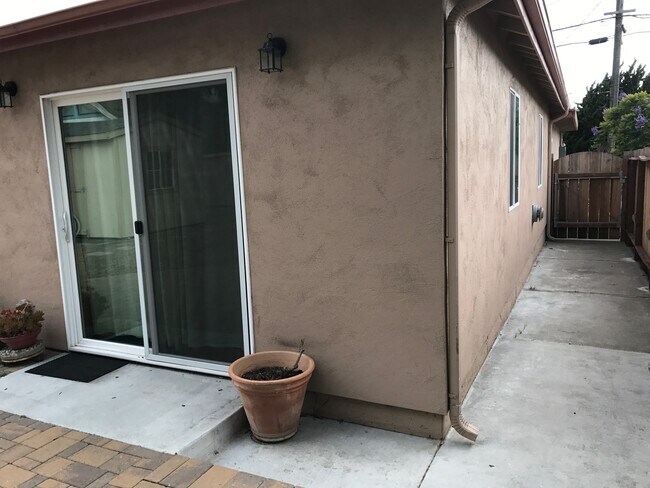 Foto del edificio - 1330 Liberty St