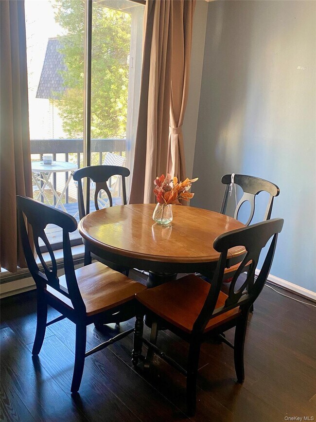 Foto del edificio - 304 Drew Ln