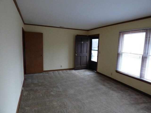 Building Photo - 409 Hale Ave