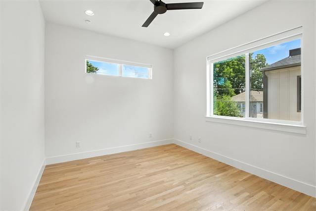 Foto del edificio - 5837 Oram St