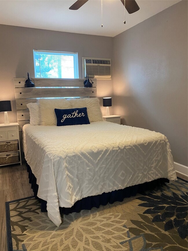 Building Photo - 2914 Avenue K Ave