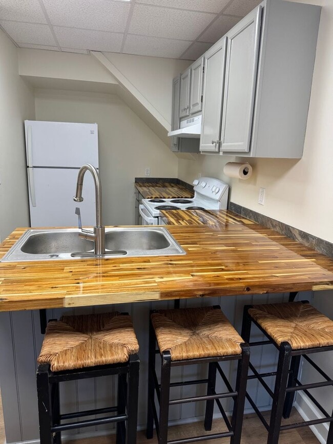 Building Photo - 69 Hungerford Terrace