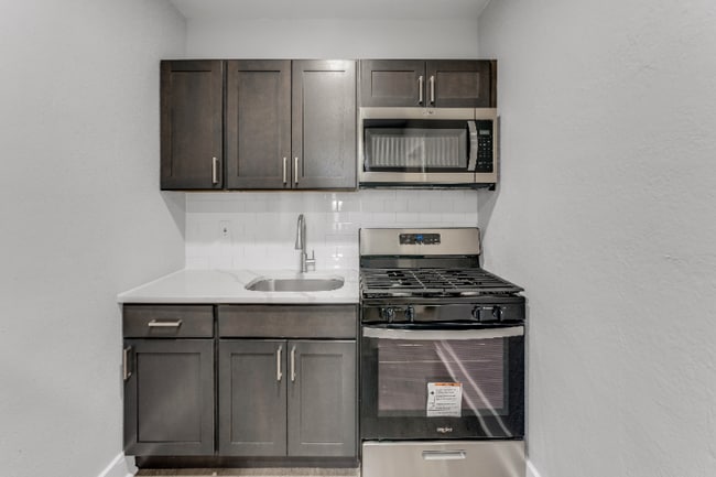 Photo - 49 E Cliveden St Apartment