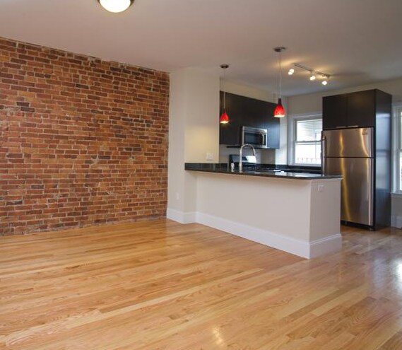 Foto del edificio - 14 Parker Hill Ave