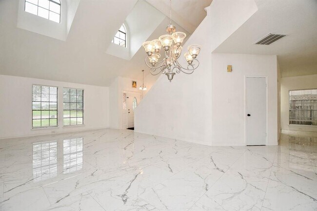 Building Photo - 4371 Palmer Plantation Dr